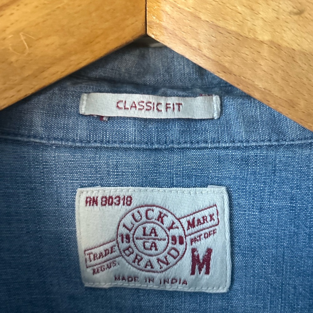 Lucky brand denim shirt - Picture 3 of 11
